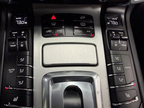 Used 2016 Porsche Cayenne GTS image 23