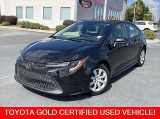 Certified 2022 Toyota Corolla LE image 1