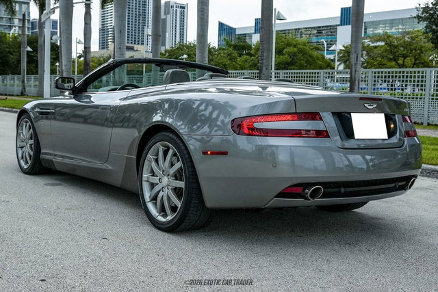 Used 2006 Aston Martin DB9 Volante RWD image 4