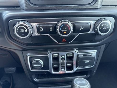 Used 2020 Jeep Wrangler Unlimited Sport S image 18