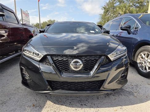 Used 2022 Nissan Maxima SR w/ Sport Mat Group image 2