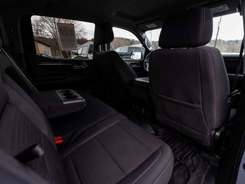 Used 2024 GMC Sierra 1500 Elevation w/ LPO, Elevation Black Package AWD/4WD image 28