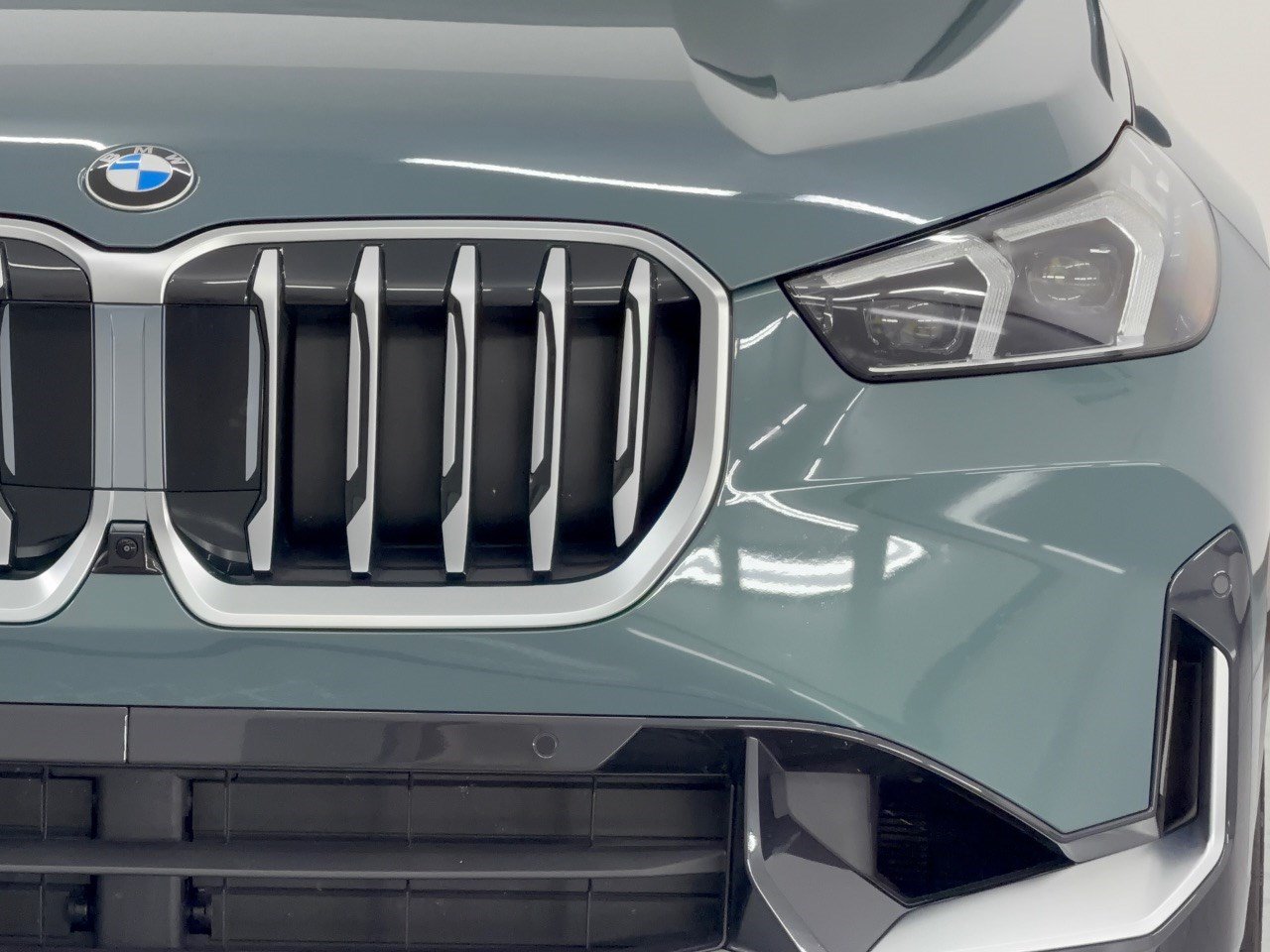 Certified 2026 BMW X1 xDrive28i AWD/4WD image 12