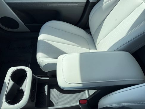 Certified 2024 Hyundai Ioniq 5 Limited image 14