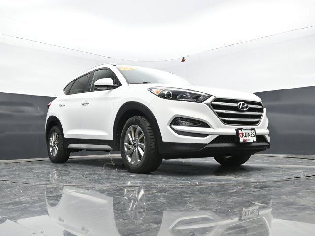 Used 2017 Hyundai Tucson SE w/ SE Popular Package 02 AWD/4WD image 47
