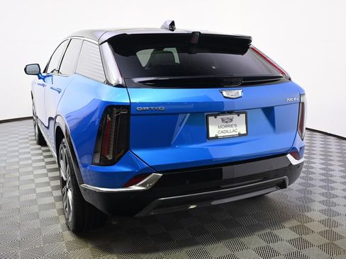 New 2026 Cadillac Optiq Luxury 2 AWD/4WD image 4