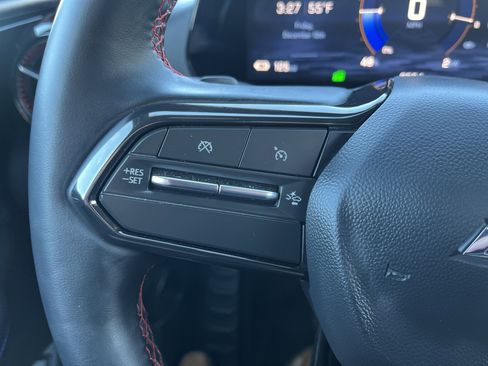 Used 2025 Chevrolet Blazer EV RS image 23