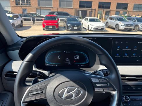 Used 2025 Hyundai Palisade SEL AWD/4WD image 33