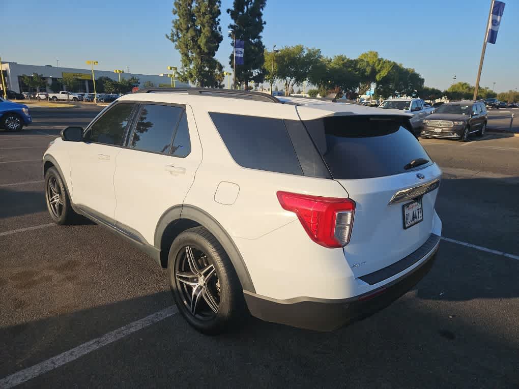 Used 2021 Ford Explorer XLT RWD image 5