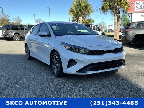 Used 2022 Kia Forte LXS image 7