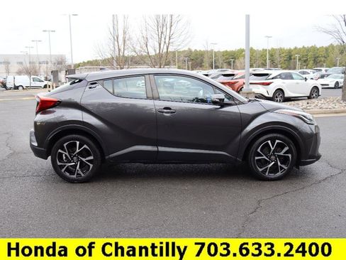 Used 2021 Toyota C-HR XLE image 8