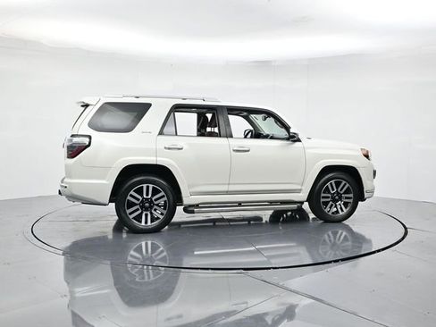 Used 2016 Toyota 4Runner SR5 image 2