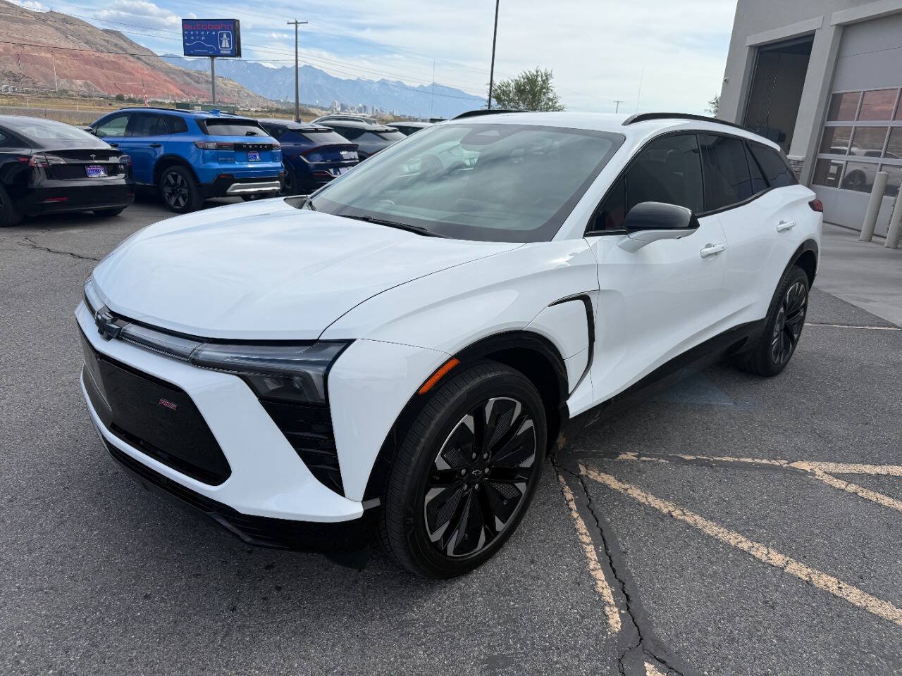 Used 2024 Chevrolet Blazer EV RS AWD/4WD image 2