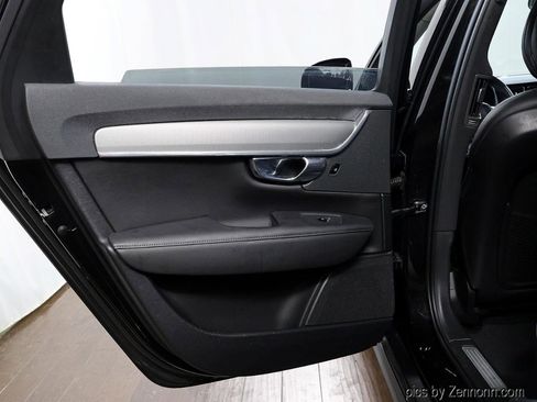 Used 2020 Volvo V90 T6 Cross Country w/ Protection Package Premier image 25