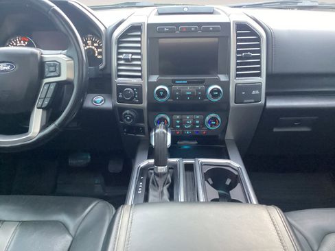 Used 2019 Ford F150 Platinum w/ Technology Package image 11