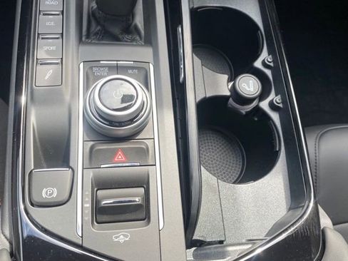 New 2024 Maserati Levante GT Ultima image 32