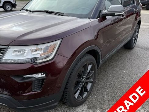 Used 2018 Ford Explorer XLT w/ Equipment Group 202A image 1