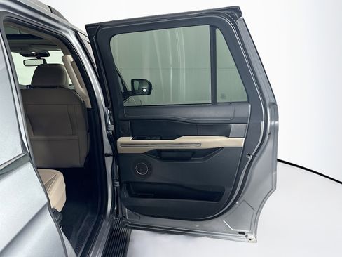 Used 2024 Ford Expedition Max Limited image 34