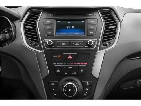 Used 2018 Hyundai Santa Fe Sport FWD image 13