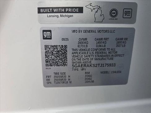 Used 2026 Buick Enclave Preferred FWD image 25