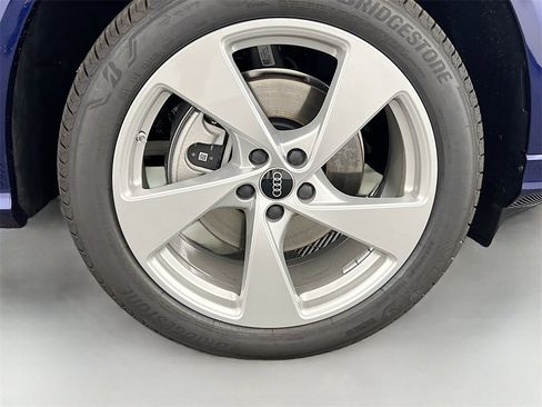 New 2025 Audi Q5 Premium Plus image 31