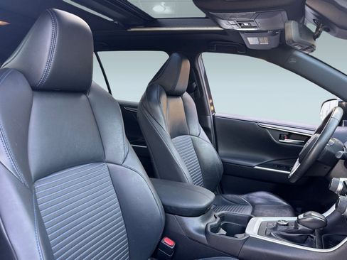 Used 2020 Toyota RAV4 XSE image 33