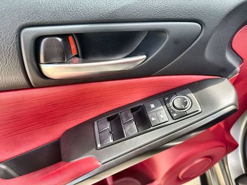 Used 2022 Lexus IS 350 F Sport RWD image 22