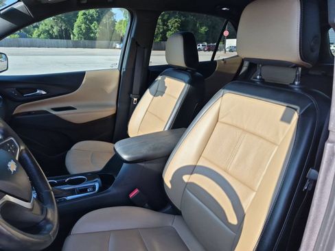 Certified 2022 Chevrolet Equinox Premier FWD image 18