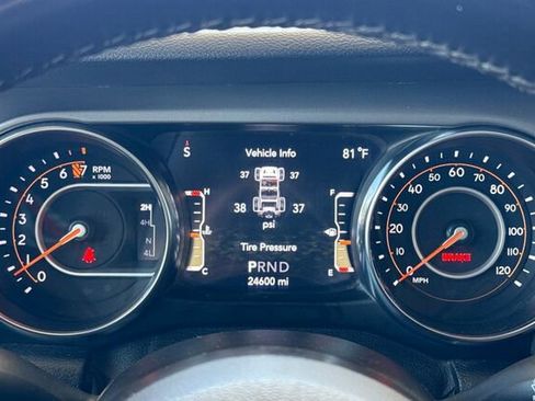 Used 2021 Jeep Wrangler Sport AWD/4WD image 25