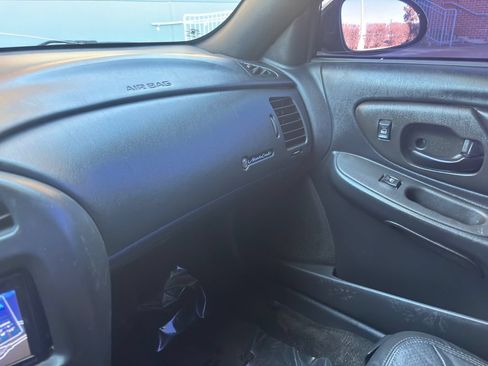 Used 2003 Chevrolet Monte Carlo SS FWD image 12