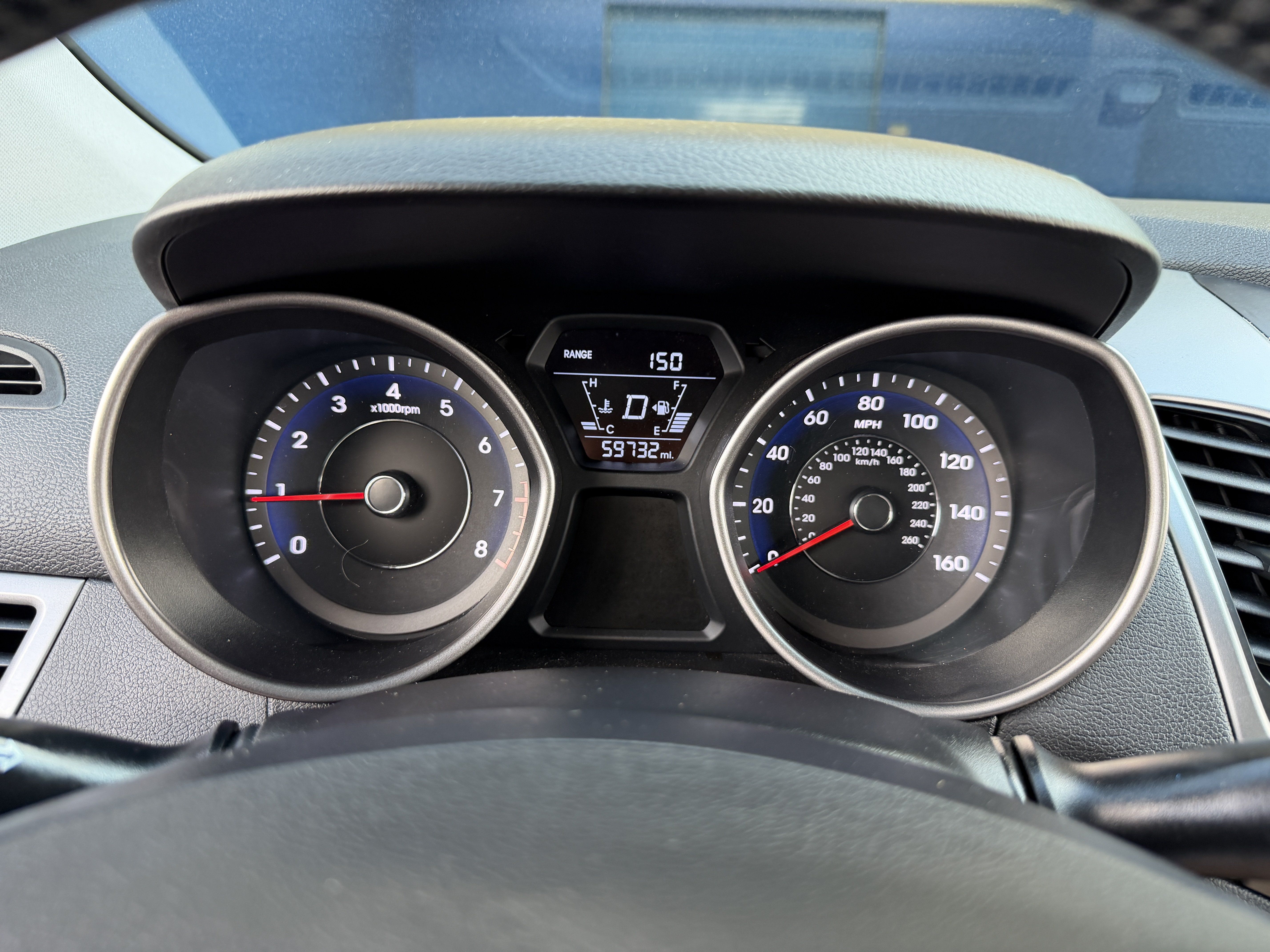 Used 2016 Hyundai Elantra Limited w/ Option Group 04 FWD image 17