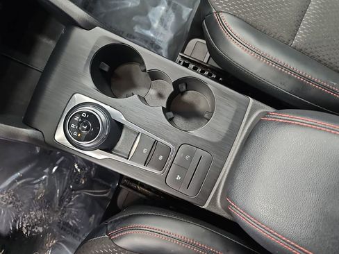 Used 2025 Ford Escape ST-Line image 23