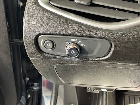 Used 2020 Chevrolet Malibu LS image 15