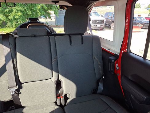 Certified 2025 Jeep Wrangler Unlimited Sport S 4xe AWD/4WD image 14