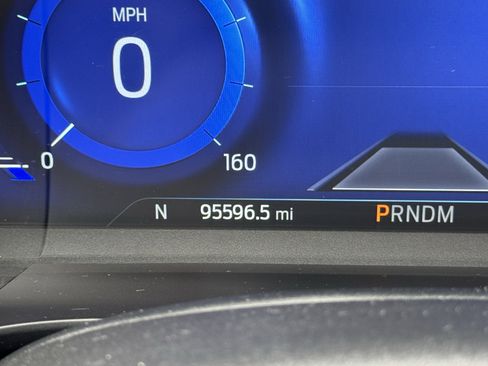 Used 2020 Ford Escape Titanium image 20