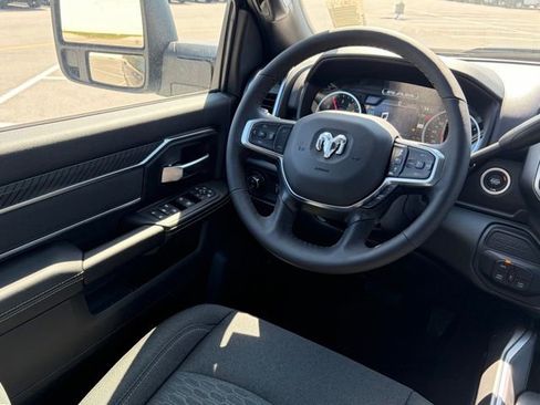 New 2026 RAM 2500 Big Horn AWD/4WD image 31
