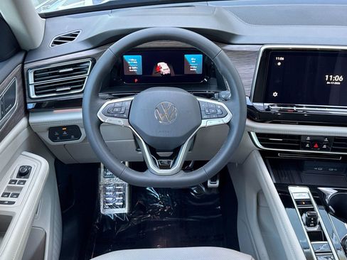 New 2026 Volkswagen Atlas SEL Premium R-Line image 13