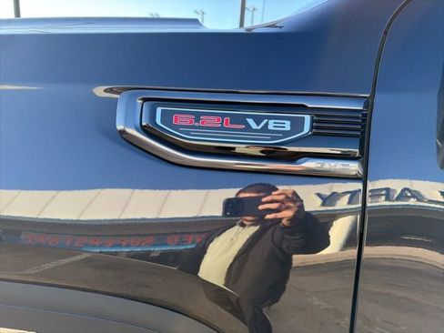 Used 2024 GMC Sierra 1500 AT4 w/ AT4 Premium Package image 12