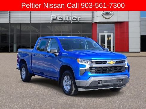 Used 2025 Chevrolet Silverado 1500 LT AWD/4WD image 1