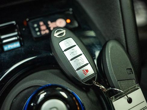 Used 2024 Nissan Leaf SV Plus image 23