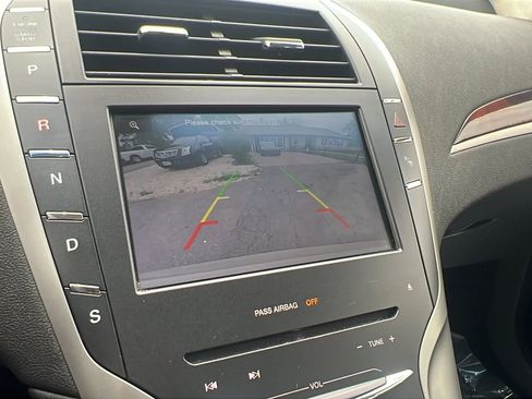 Used 2014 Lincoln MKZ w/ Equipment Group 102A Reserve FWD image 14