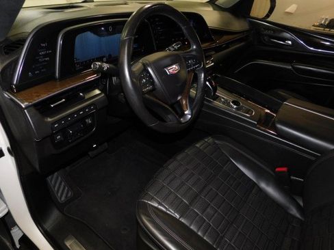 Used 2021 Cadillac Escalade ESV Sport Platinum w/ Heavy-Duty Trailer Package image 14