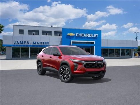 New 2026 Chevrolet Trax RS w/ Driver Confidence Package FWD image 1