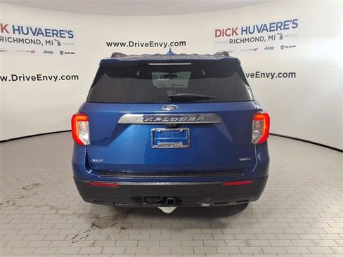 Used 2020 Ford Explorer XLT w/ Class III Trailer Tow Package image 5