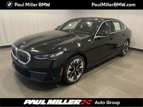 New 2027 BMW 530i xDrive AWD/4WD image 1