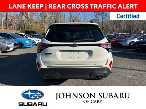 Certified 2025 Subaru Forester Limited image 4