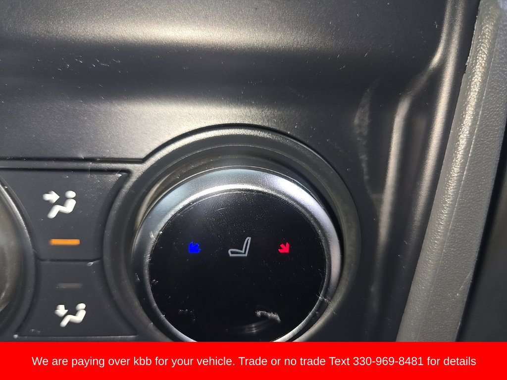 Used 2023 Land Rover Defender 130 First Edition AWD/4WD image 35