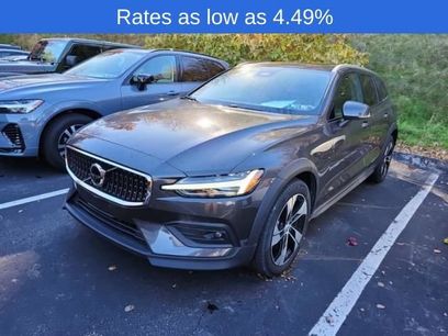 Certified 2024 Volvo V60 B5 Cross Country Plus