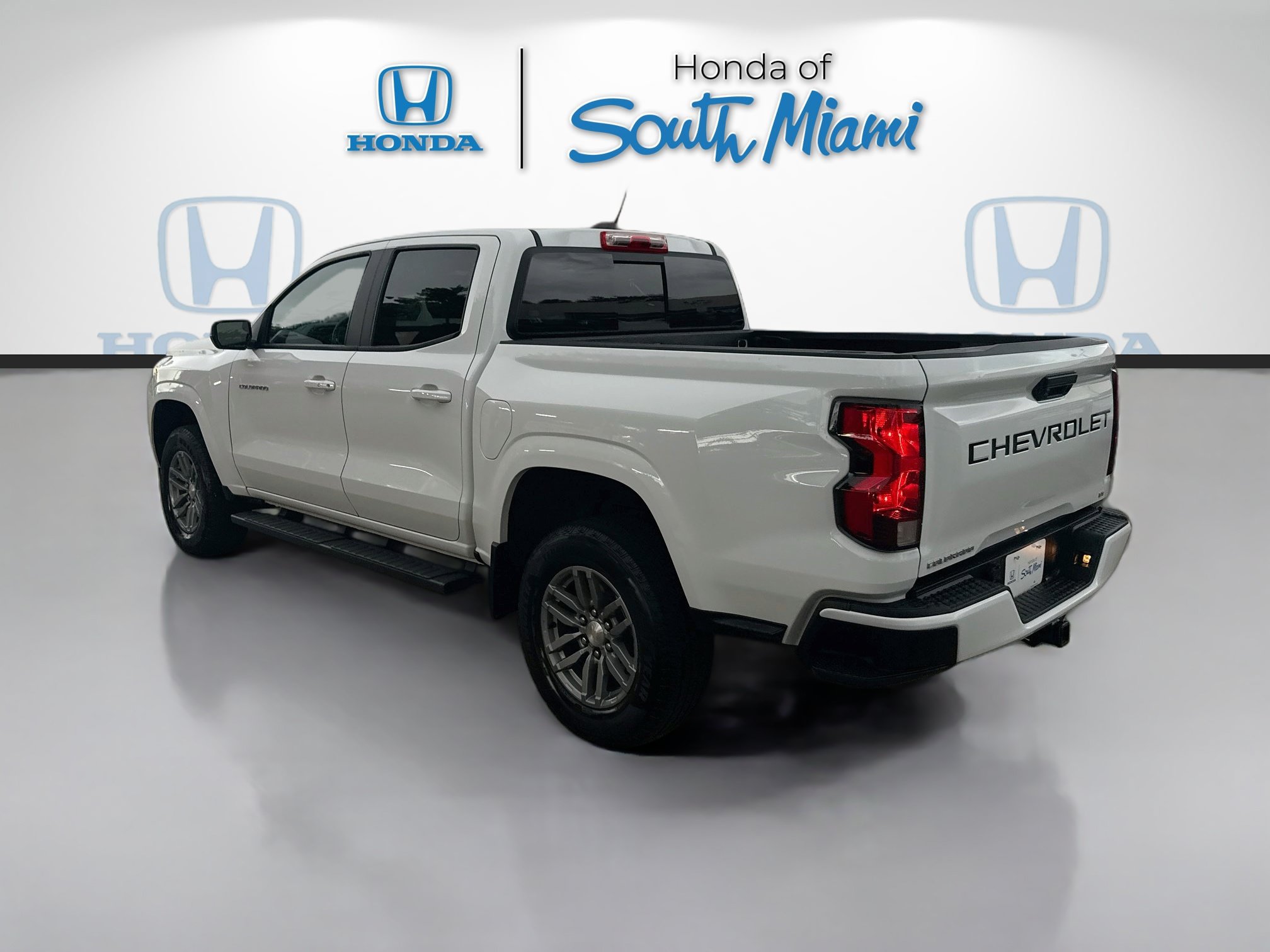 Used 2024 Chevrolet Colorado LT w/ LT Convenience Package RWD image 5