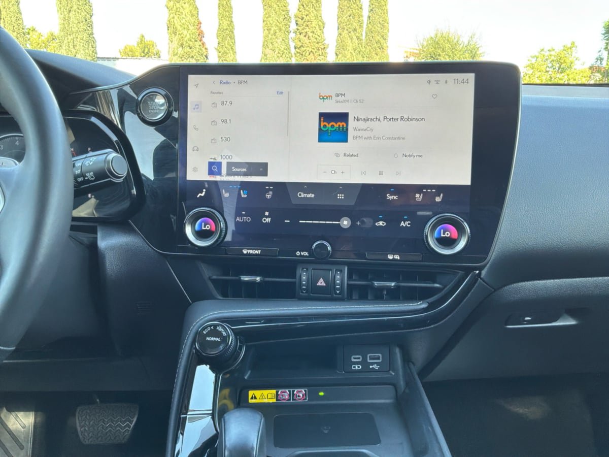 Used 2022 Lexus NX 350 AWD image 15